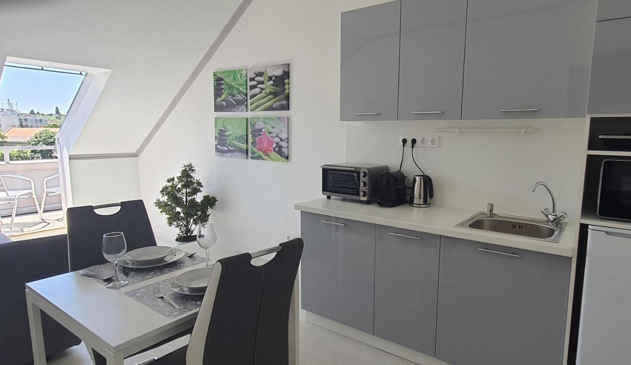 Camille Apartmanhouse Budapeste Exterior foto