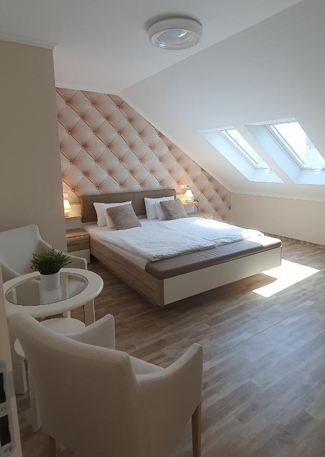 Camille Apartmanhouse Budapeste Exterior foto