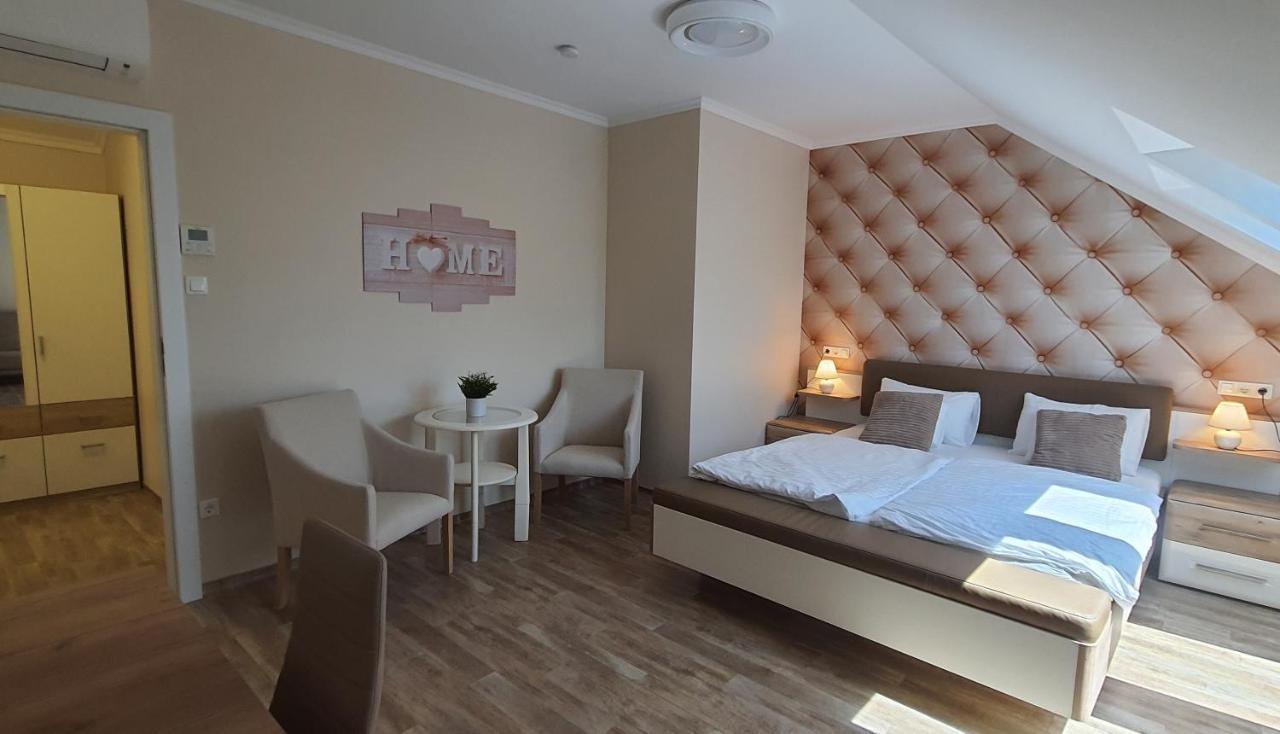 Camille Apartmanhouse Budapeste Exterior foto