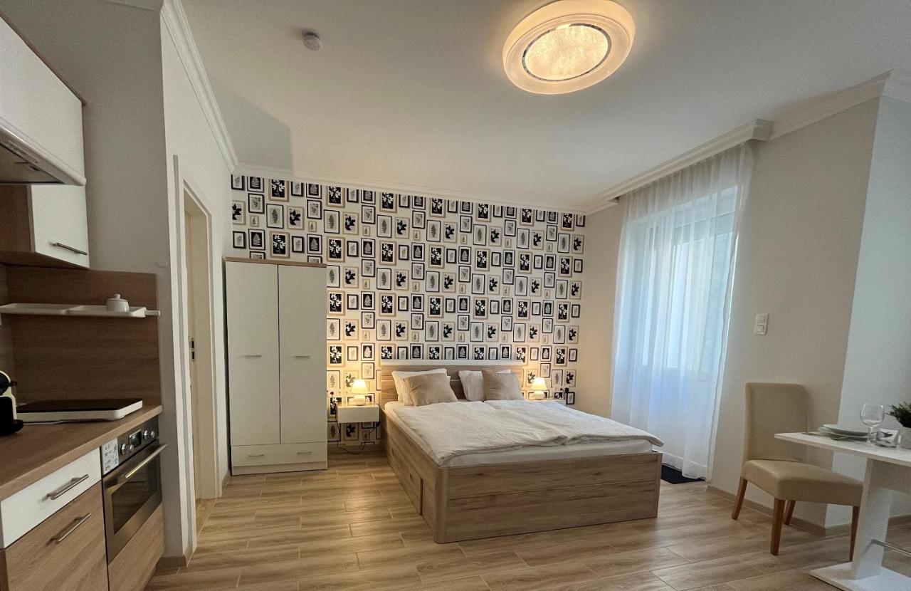 Camille Apartmanhouse Budapeste Exterior foto